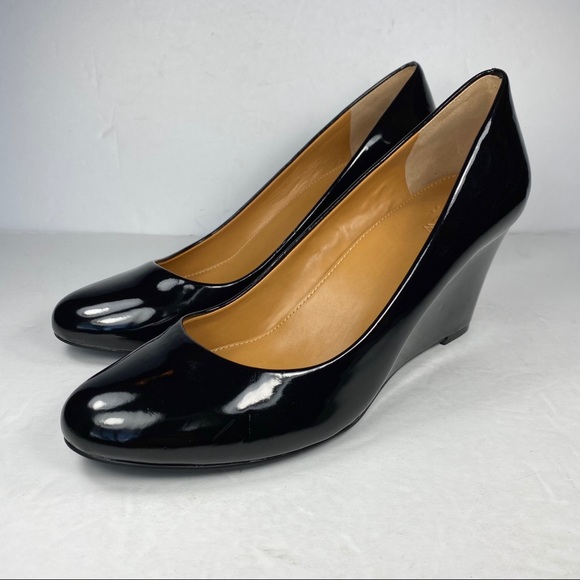 black patent leather wedges